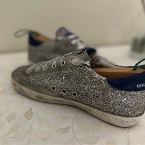 *ON HOLD* Glitter Golden Goose